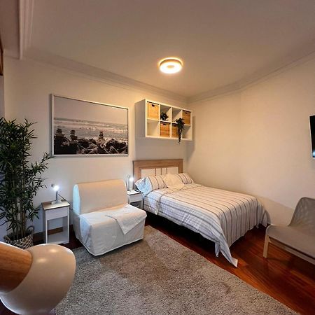 Central Suites Isabel II Vigo Esterno foto