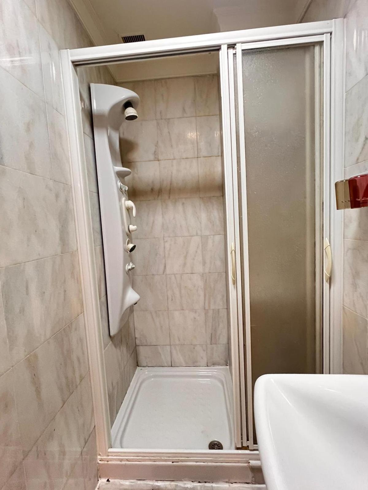 Central Suites Isabel II Vigo Esterno foto