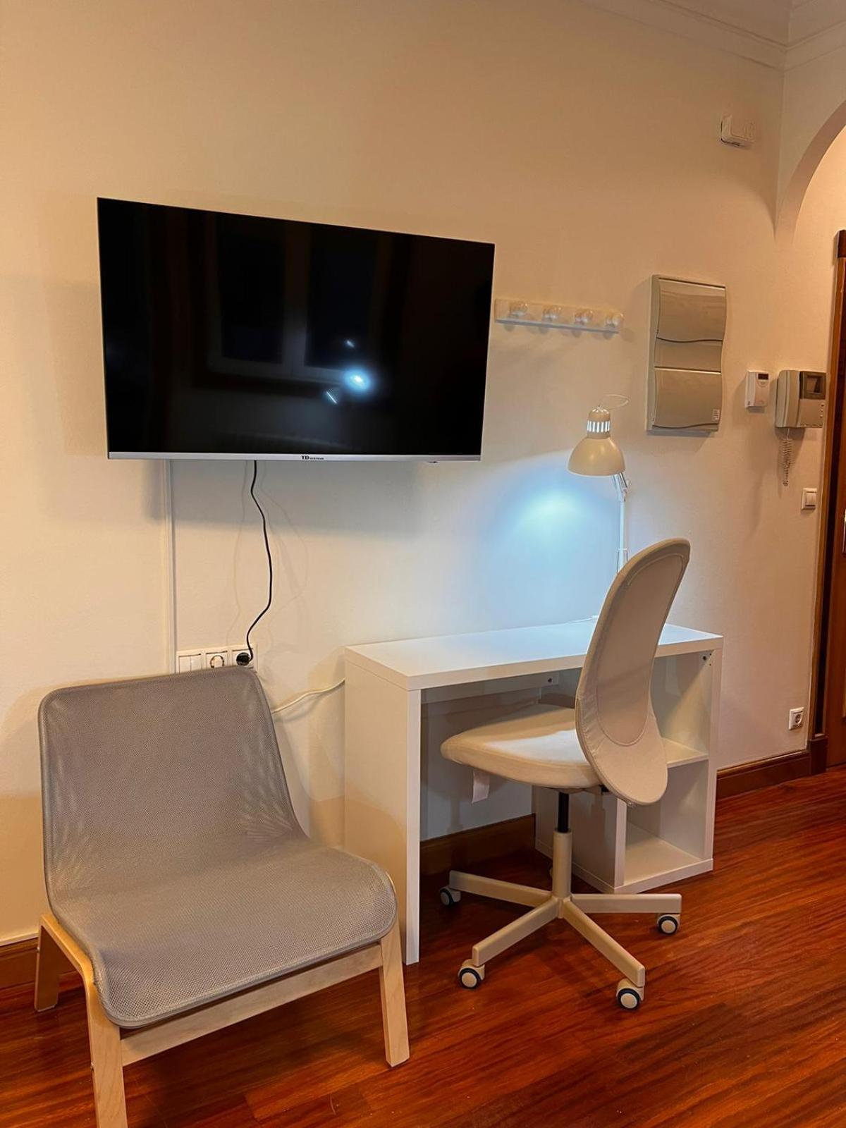 Central Suites Isabel II Vigo Esterno foto