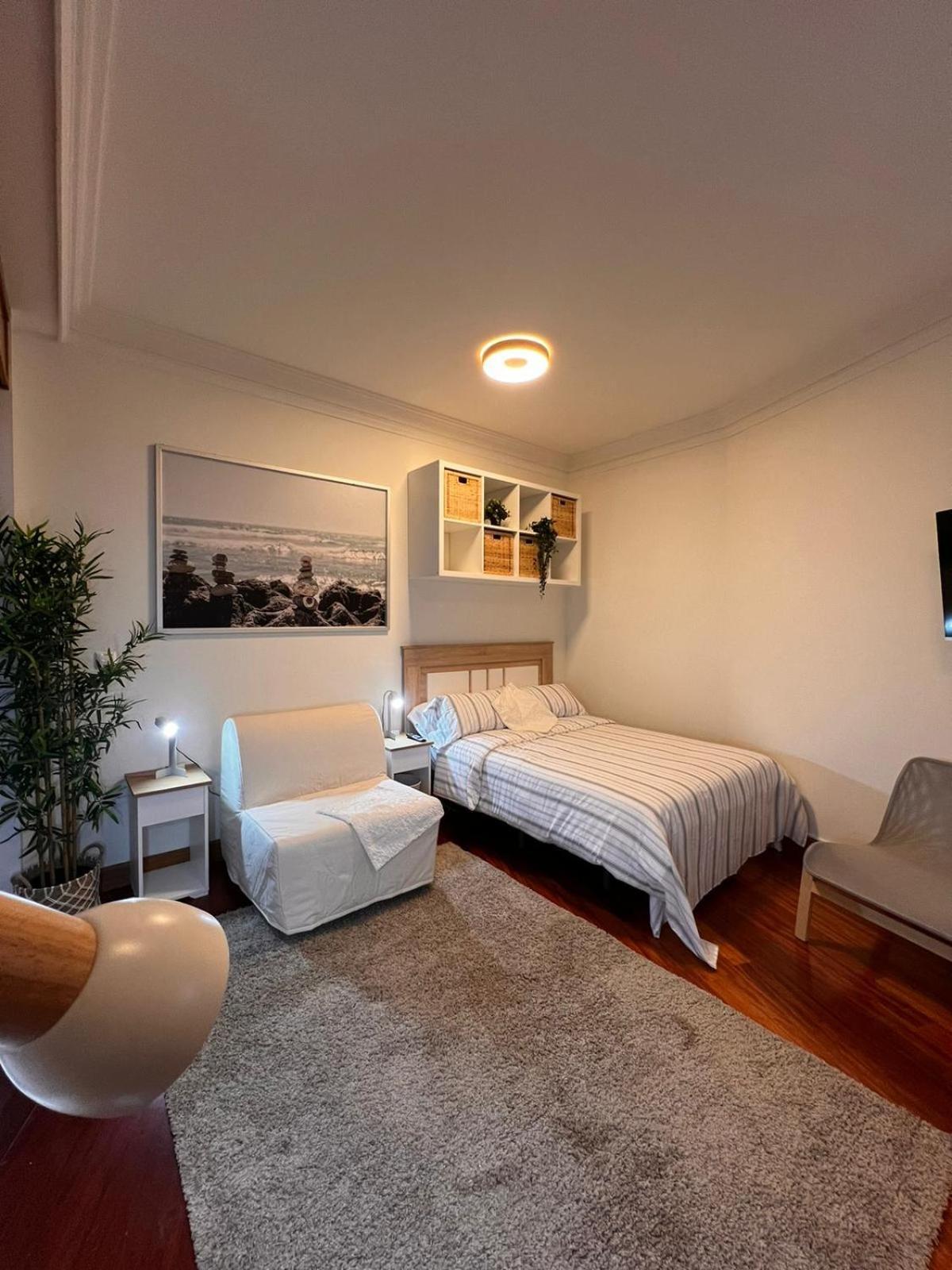 Central Suites Isabel II Vigo Esterno foto