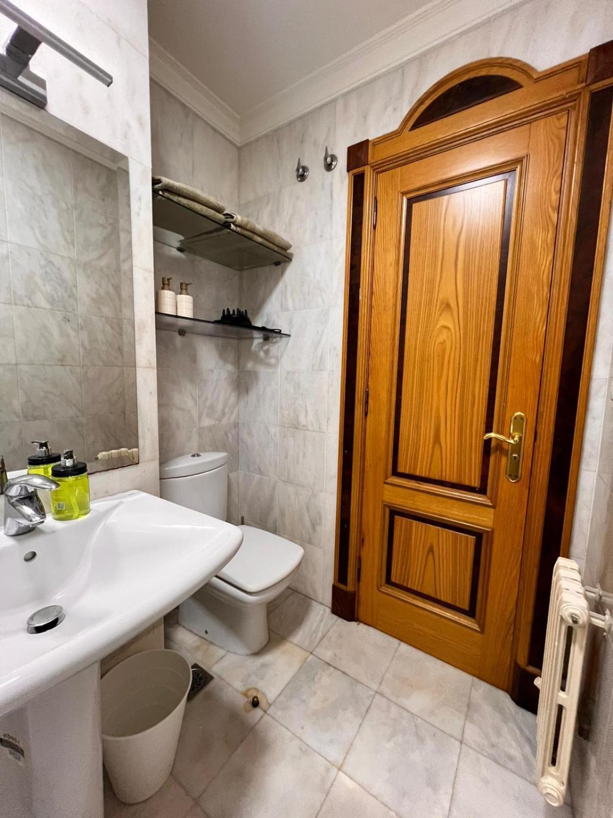 Central Suites Isabel II Vigo Esterno foto
